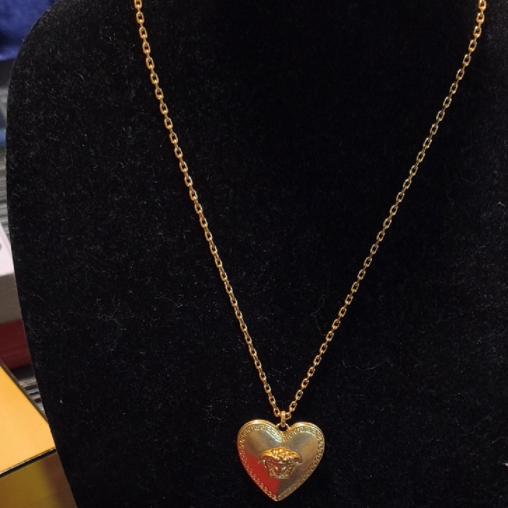Medusa Gold Heart Pendant Necklace